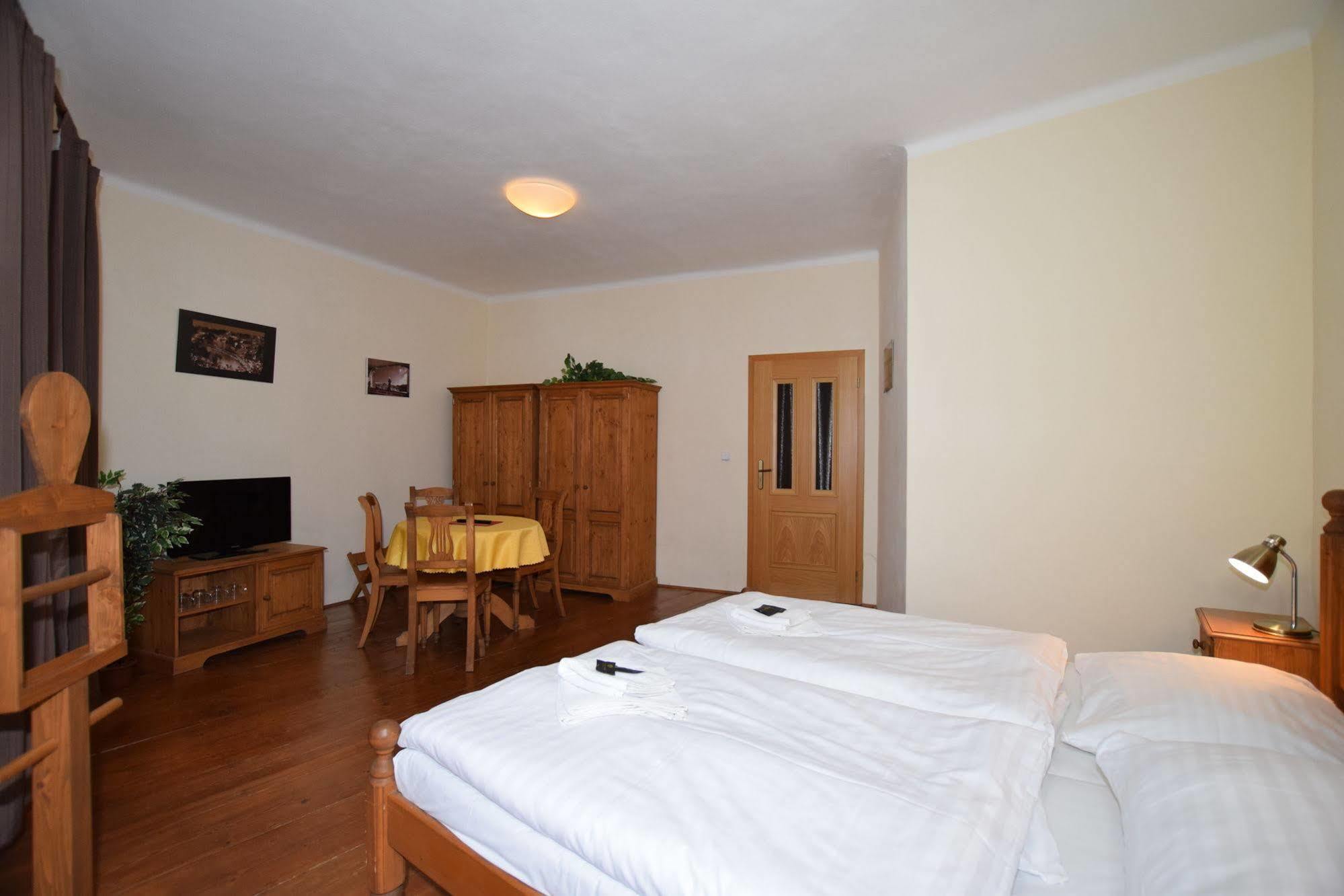 Pension Zamecka Apartma - Castle Apartments Český Krumlov Eksteriør bilde